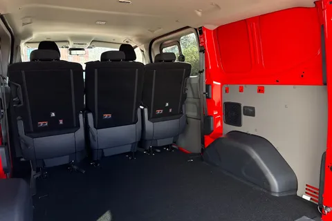 BV26OOC Volkswagen Transporter 2.0 TDI 150PS Commerce Pro Kombi Van Auto Thumbnail #42