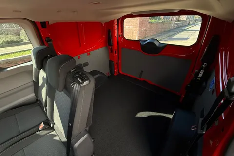 BV26OOC Volkswagen Transporter 2.0 TDI 150PS Commerce Pro Kombi Van Auto Thumbnail #43