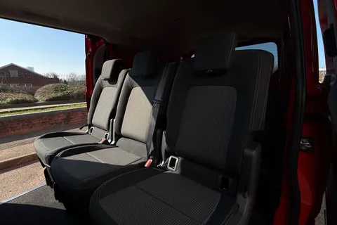 BV26OOC Volkswagen Transporter 2.0 TDI 150PS Commerce Pro Kombi Van Auto Thumbnail #45