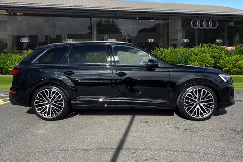  Audi SQ7 4.0 TFSI V8 Black Edition Tiptronic quattro Euro 6 (s/s) 5dr Thumbnail #4