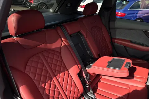  Audi SQ7 4.0 TFSI V8 Black Edition Tiptronic quattro Euro 6 (s/s) 5dr Thumbnail #19
