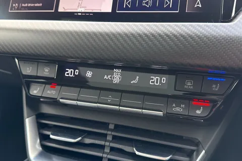 21 of 65 for Audi e-tron GT 105kWh Vorsprung Auto quattro 4dr