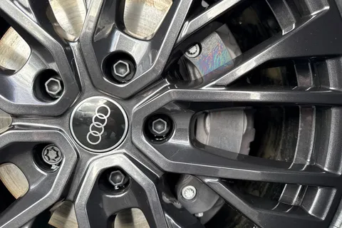 25 of 65 for Audi e-tron GT 105kWh Vorsprung Auto quattro 4dr