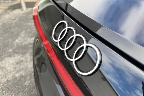 33 of 65 for Audi e-tron GT 105kWh Vorsprung Auto quattro 4dr