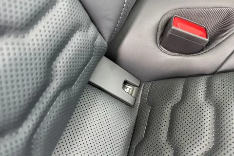 38 of 65 for Audi e-tron GT 105kWh Vorsprung Auto quattro 4dr