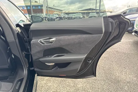 42 of 65 for Audi e-tron GT 105kWh Vorsprung Auto quattro 4dr