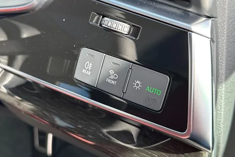  Audi SQ7 4.0 TFSI V8 Black Edition Tiptronic quattro Euro 6 (s/s) 5dr Thumbnail #46