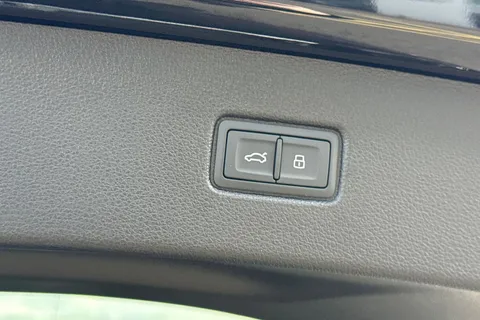  Audi SQ7 4.0 TFSI V8 Black Edition Tiptronic quattro Euro 6 (s/s) 5dr Thumbnail #47