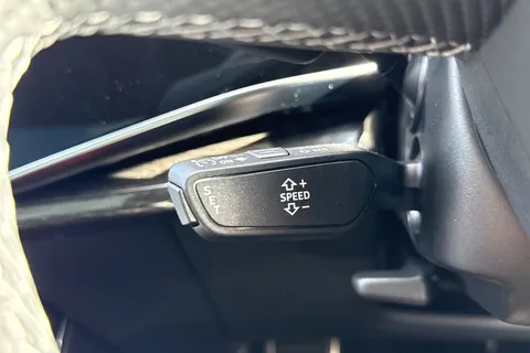  Audi SQ7 4.0 TFSI V8 Black Edition Tiptronic quattro Euro 6 (s/s) 5dr Thumbnail #51