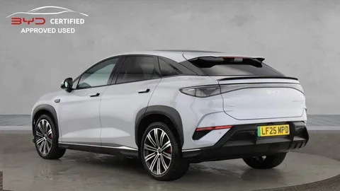 LF25MPD BYD Sealion 7 82.5kWh Design Auto AWD 5dr Thumbnail #2