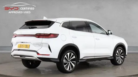 LD25TBU BYD Seal U 1.5 18.3kWh Boost CVT Auto Euro 6 (s/s) 5dr Thumbnail #3