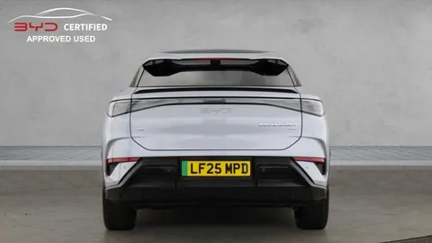 LF25MPD BYD Sealion 7 82.5kWh Design Auto AWD 5dr Thumbnail #7