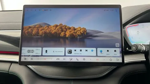 LD25TBU BYD Seal U 1.5 18.3kWh Boost CVT Auto Euro 6 (s/s) 5dr Thumbnail #10