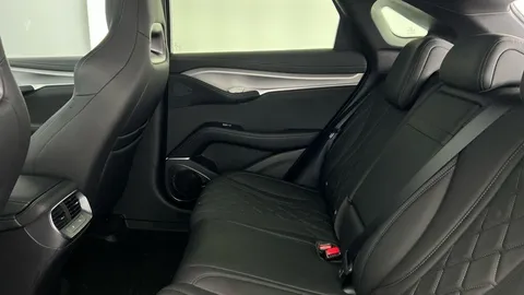 LF25MPD BYD Sealion 7 82.5kWh Design Auto AWD 5dr Thumbnail #10