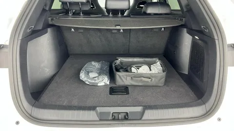 LD25TBU BYD Seal U 1.5 18.3kWh Boost CVT Auto Euro 6 (s/s) 5dr Thumbnail #13