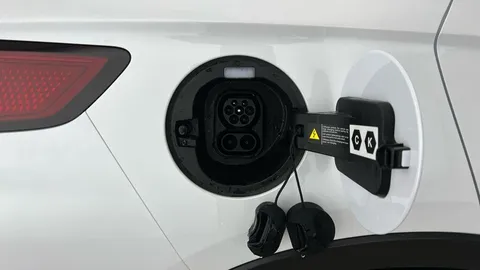 LD25TBU BYD Seal U 1.5 18.3kWh Boost CVT Auto Euro 6 (s/s) 5dr Thumbnail #15