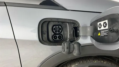 LD25GWS BYD Dolphin 60.48kWh Comfort Auto 5dr Thumbnail #14