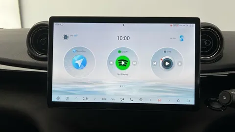 LD25GWS BYD Dolphin 60.48kWh Comfort Auto 5dr Thumbnail #16