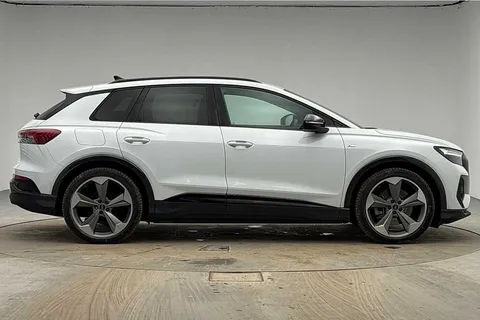 4 of 13 for Audi Q4 e-tron Q4 Black Edition 45 e-tron 210,00 kW