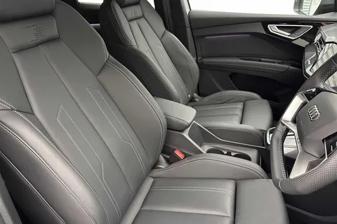 11 of 13 for Audi Q4 e-tron Q4 Black Edition 45 e-tron 210,00 kW