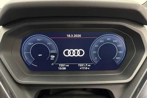 12 of 13 for Audi Q4 e-tron Q4 Black Edition 45 e-tron 210,00 kW