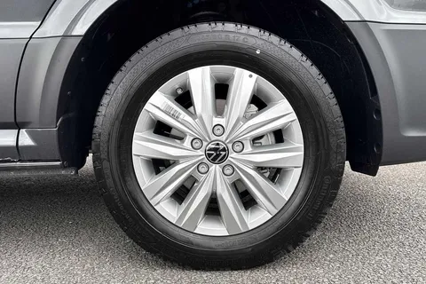 DG75CFX Volkswagen Grand California 2.0 TDI 600 5dr Tip Auto [3.5T] Thumbnail #5