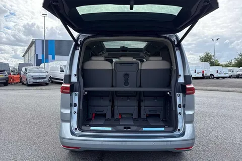 9 of 61 for VOLKSWAGEN MULTIVAN 2.0 TDI Style 5dr DSG