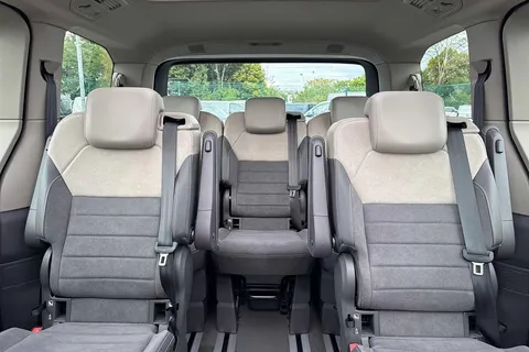 13 of 61 for VOLKSWAGEN MULTIVAN 2.0 TDI Style 5dr DSG