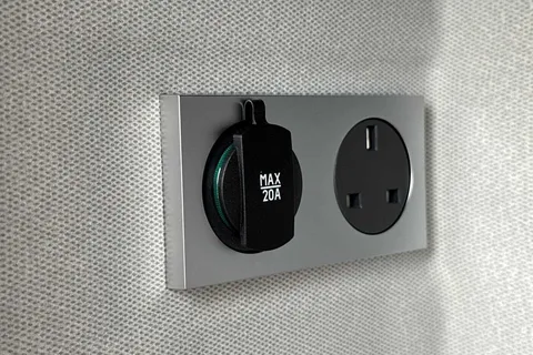 DG75CFX Volkswagen Grand California 2.0 TDI 600 5dr Tip Auto [3.5T] Thumbnail #36