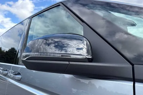 25 of 61 for VOLKSWAGEN MULTIVAN 2.0 TDI Style 5dr DSG