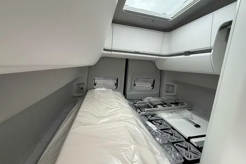 DG75CFX Volkswagen Grand California 2.0 TDI 600 5dr Tip Auto [3.5T] Thumbnail #46