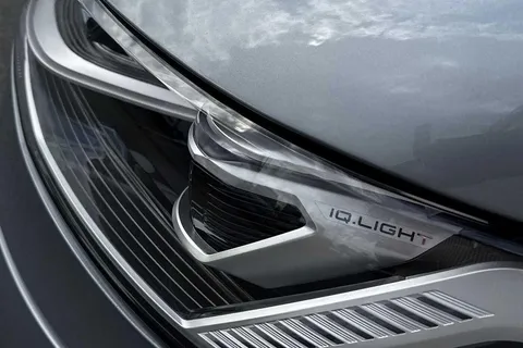 28 of 61 for VOLKSWAGEN MULTIVAN 2.0 TDI Style 5dr DSG