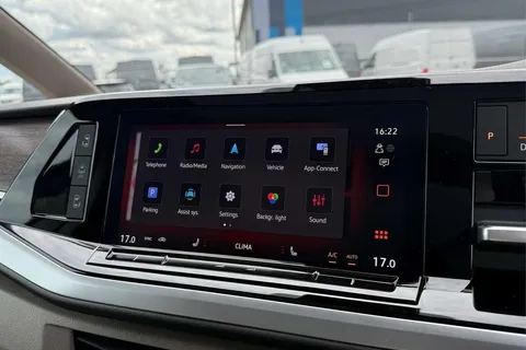 49 of 61 for VOLKSWAGEN MULTIVAN 2.0 TDI Style 5dr DSG