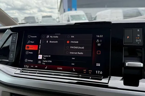 51 of 61 for VOLKSWAGEN MULTIVAN 2.0 TDI Style 5dr DSG