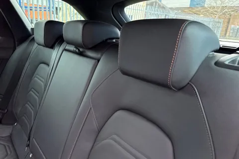 19 of 43 for CUPRA Leon 1.5 eTSI V3 DSG Euro 6 (s/s) 5dr