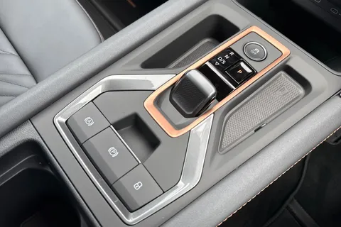 23 of 43 for CUPRA Leon 1.5 eTSI V3 DSG Euro 6 (s/s) 5dr