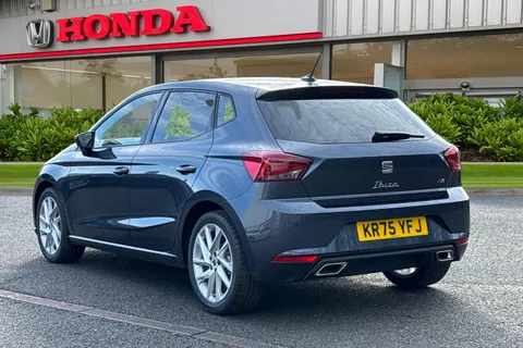 KR75YFJ SEAT Ibiza 1.0 TSI FR DSG Euro 6 (s/s) 5dr Thumbnail #3