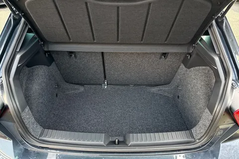 KR75YFJ SEAT Ibiza 1.0 TSI FR DSG Euro 6 (s/s) 5dr Thumbnail #9