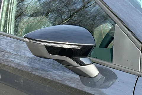 KR75YFJ SEAT Ibiza 1.0 TSI FR DSG Euro 6 (s/s) 5dr Thumbnail #11