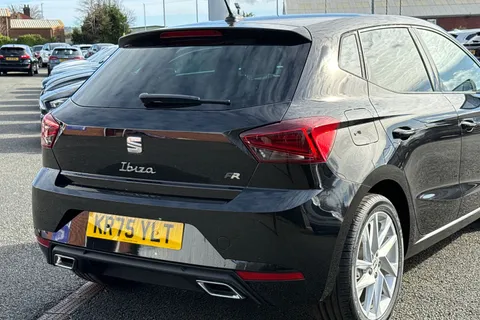 KR75YLT SEAT Ibiza 1.0 TSI FR DSG Euro 6 (s/s) 5dr Thumbnail #10
