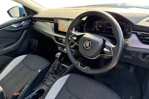 SV72PVY Škoda Kamiq 1.0 TSI SE L Executive DSG Euro 6 (s/s) 5dr Thumbnail #9
