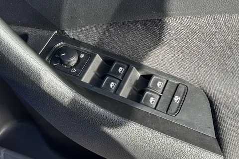 SV72PVY Škoda Kamiq 1.0 TSI SE L Executive DSG Euro 6 (s/s) 5dr Thumbnail #37