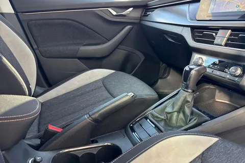 SV72PVY Škoda Kamiq 1.0 TSI SE L Executive DSG Euro 6 (s/s) 5dr Thumbnail #39