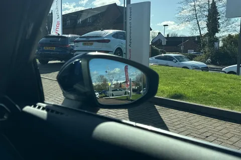 KY25FHW Audi A3 Sport 40 TFSI e 204 PS S tronic Thumbnail #22