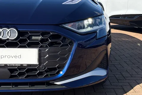 KY25FHW Audi A3 Sport 40 TFSI e 204 PS S tronic Thumbnail #31