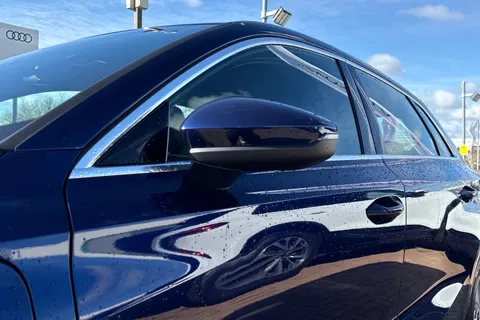 KY25FHW Audi A3 Sport 40 TFSI e 204 PS S tronic Thumbnail #32