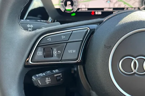 KY25FHW Audi A3 Sport 40 TFSI e 204 PS S tronic Thumbnail #49