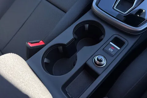 KY25FHW Audi A3 Sport 40 TFSI e 204 PS S tronic Thumbnail #59