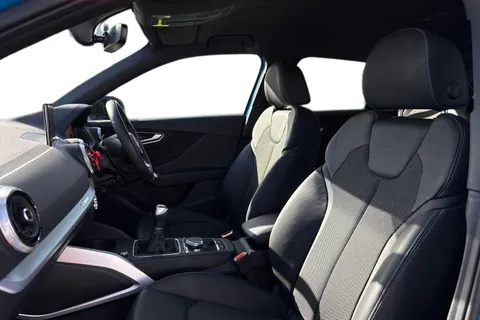 DY23FBB Audi Q2 Black Edition 30 TFSI  110 PS 6-speed Thumbnail #17