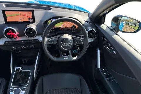 DY23FBB Audi Q2 Black Edition 30 TFSI  110 PS 6-speed Thumbnail #19
